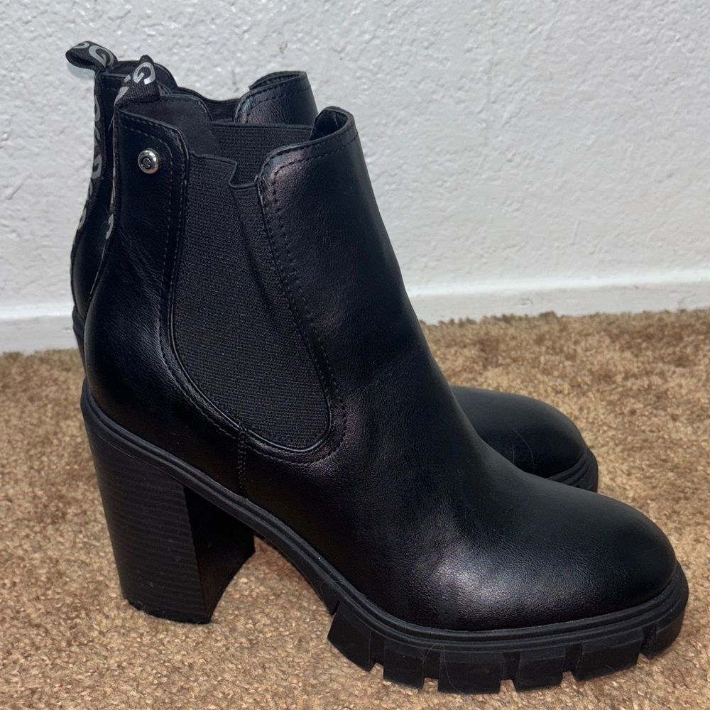 GBG Los Angeles women’s 10M chunky heel platform boots black